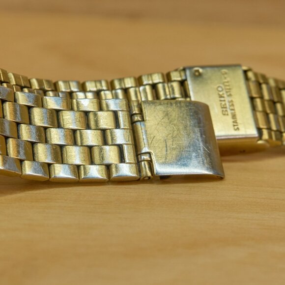 Vintage Seiko 7T94-0AH0 Chronograph Quartz Mens Watch - Picture 10 of 12